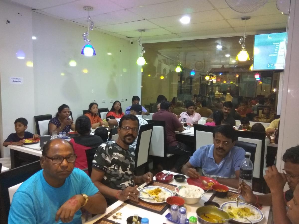 מלון פאטאיה Hari Om Delhi Darbar מראה חיצוני תמונה